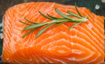 FRESH Norwegian Salmon Portions 1kg